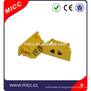 MICC Nylon PA amarillo tipo k conector de montaje en panel hembra